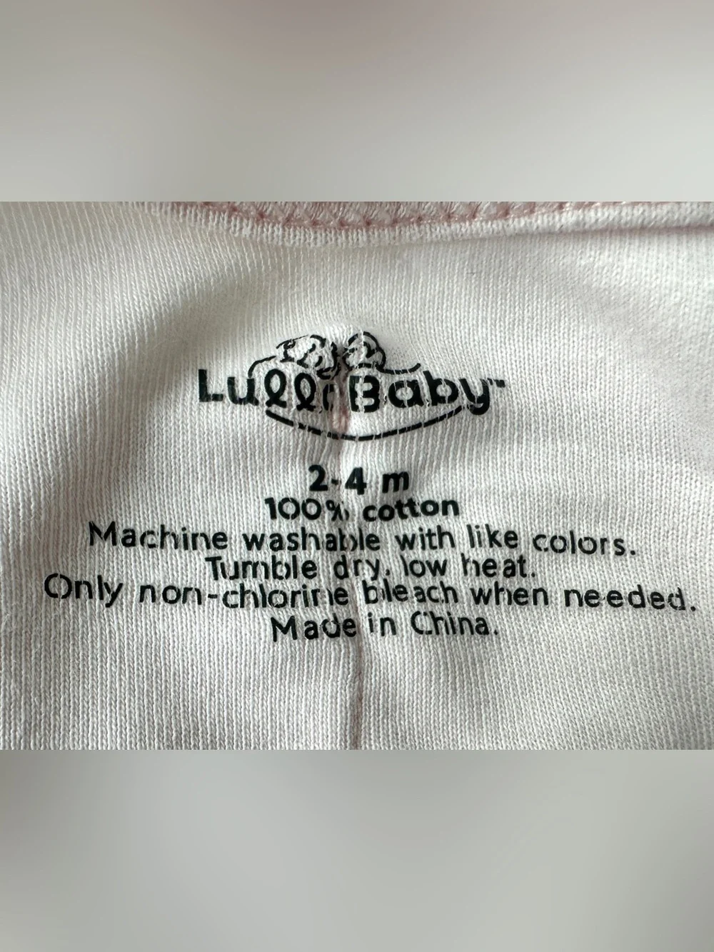 LullaBaby girl’s double Dream Swaddle.  Size 2-4M.